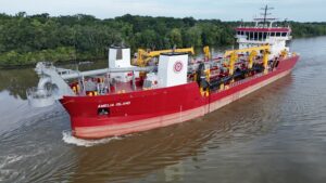 Great Lakes Dredge and Dock's Amelia Island was built with American steel at a U.S. shipyard (Image Credit: GLDD)